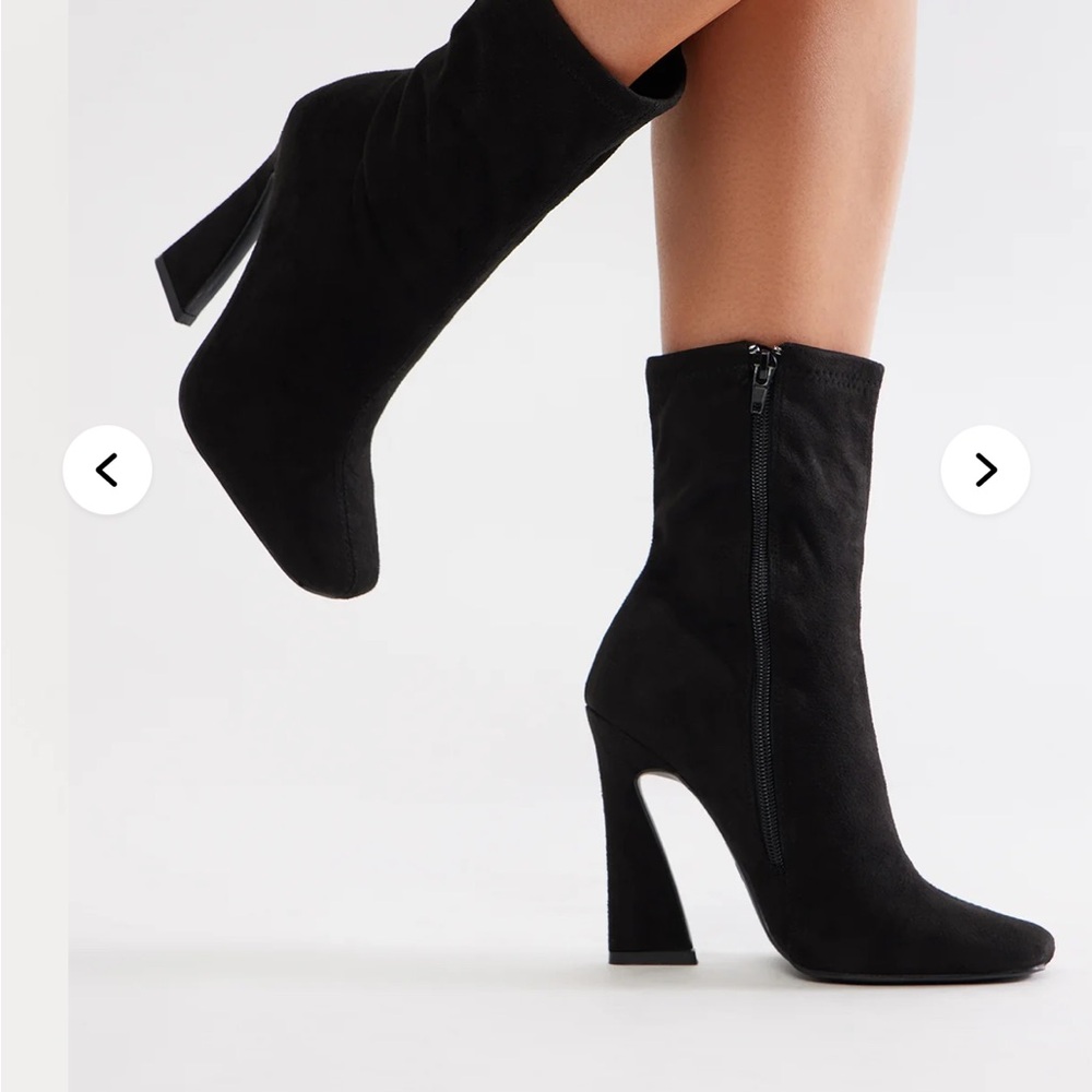 Elegant Black Women's Boots nwt nib - Picture 3 of 4